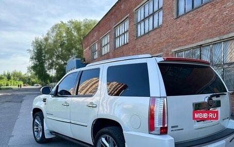 Cadillac Escalade III, 2008 год, 2 240 000 рублей, 13 фотография