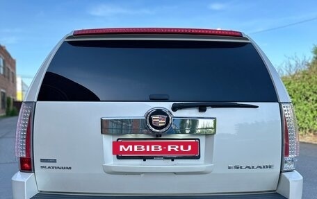 Cadillac Escalade III, 2008 год, 2 240 000 рублей, 12 фотография