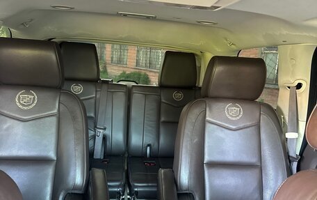 Cadillac Escalade III, 2008 год, 2 240 000 рублей, 18 фотография