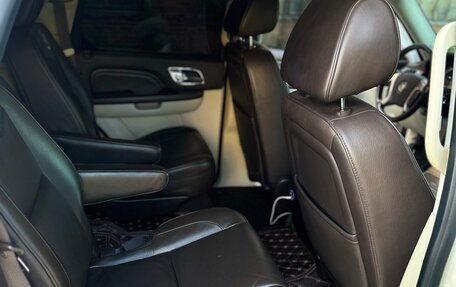 Cadillac Escalade III, 2008 год, 2 240 000 рублей, 26 фотография
