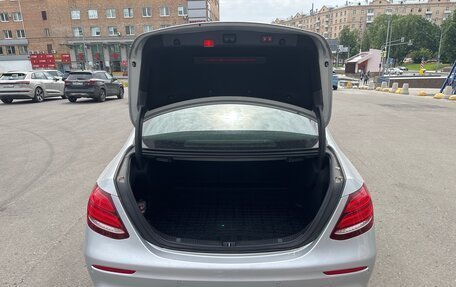 Mercedes-Benz E-Класс, 2017 год, 3 000 000 рублей, 5 фотография