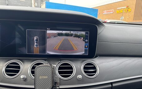 Mercedes-Benz E-Класс, 2017 год, 3 000 000 рублей, 9 фотография