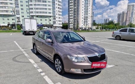 Skoda Superb III рестайлинг, 2012 год, 1 280 000 рублей, 2 фотография