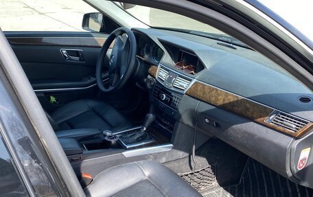 Mercedes-Benz E-Класс, 2010 год, 1 590 000 рублей, 6 фотография