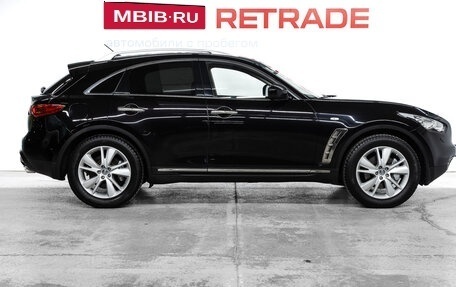 Infiniti QX70, 2015 год, 2 249 000 рублей, 5 фотография