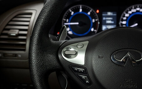 Infiniti QX70, 2015 год, 2 249 000 рублей, 22 фотография