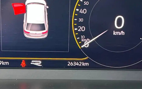 Volkswagen Tiguan II, 2022 год, 2 150 000 рублей, 23 фотография