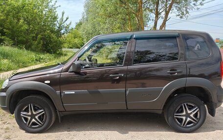 Chevrolet Niva I рестайлинг, 2011 год, 470 000 рублей, 8 фотография