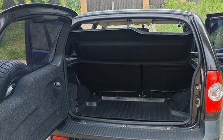 Chevrolet Niva I рестайлинг, 2011 год, 470 000 рублей, 13 фотография