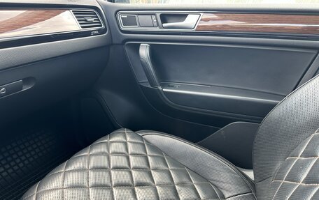 Volkswagen Touareg III, 2016 год, 3 890 000 рублей, 8 фотография