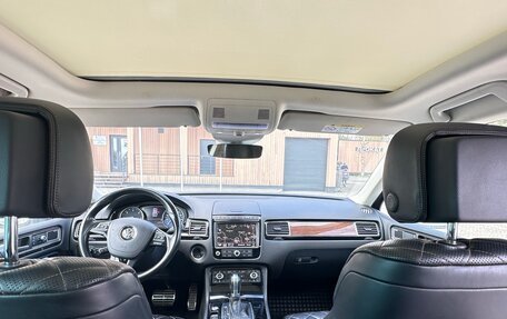 Volkswagen Touareg III, 2016 год, 3 890 000 рублей, 14 фотография