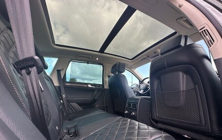 Volkswagen Touareg III, 2016 год, 3 890 000 рублей, 18 фотография