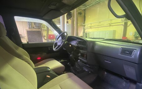 Toyota Hilux VI, 1995 год, 550 000 рублей, 2 фотография