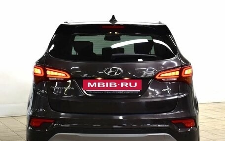 Hyundai Santa Fe III рестайлинг, 2017 год, 2 430 000 рублей, 3 фотография