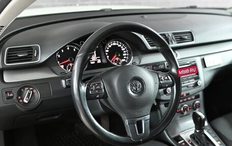 Volkswagen Passat B7, 2013 год, 1 350 000 рублей, 12 фотография