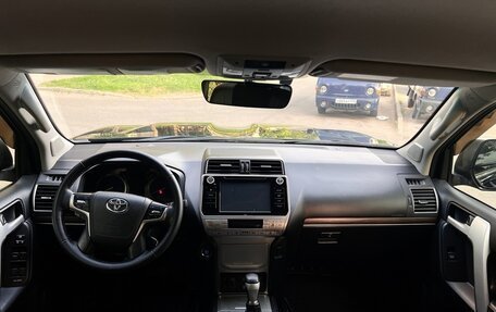 Toyota Land Cruiser Prado 150 рестайлинг 2, 2018 год, 5 600 000 рублей, 8 фотография
