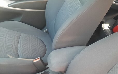 Hyundai Solaris II рестайлинг, 2012 год, 715 000 рублей, 5 фотография
