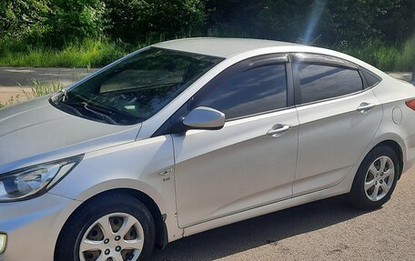Hyundai Solaris II рестайлинг, 2012 год, 715 000 рублей, 8 фотография