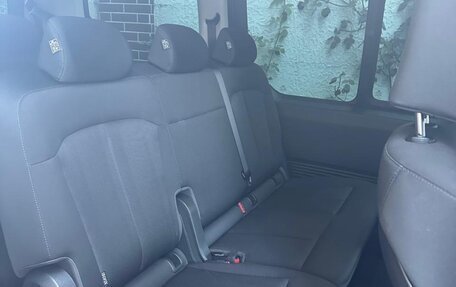 Hyundai Staria, 2022 год, 5 700 000 рублей, 9 фотография