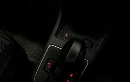 Volkswagen up! I рестайлинг, 2013 год, 777 000 рублей, 15 фотография