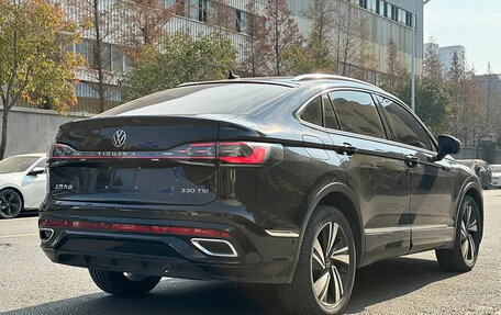 Volkswagen Tiguan II, 2022 год, 1 850 000 рублей, 4 фотография