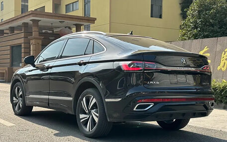 Volkswagen Tiguan II, 2022 год, 1 850 000 рублей, 5 фотография