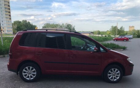 Volkswagen Touran III, 2008 год, 750 000 рублей, 4 фотография