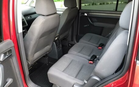 Volkswagen Touran III, 2008 год, 750 000 рублей, 14 фотография