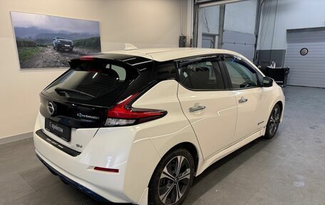 Nissan Leaf II, 2019 год, 1 799 000 рублей, 4 фотография