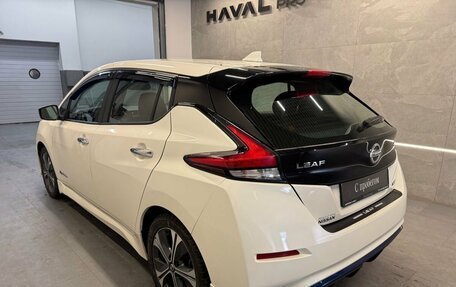 Nissan Leaf II, 2019 год, 1 799 000 рублей, 6 фотография