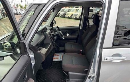 Toyota Roomy I, 2022 год, 1 095 000 рублей, 14 фотография