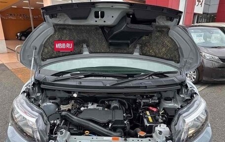 Toyota Roomy I, 2022 год, 1 095 000 рублей, 13 фотография