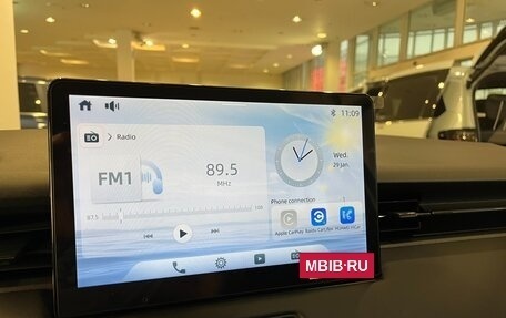 Honda Vezel, 2024 год, 4 490 000 рублей, 10 фотография