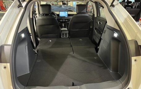 Honda Vezel, 2024 год, 4 490 000 рублей, 18 фотография