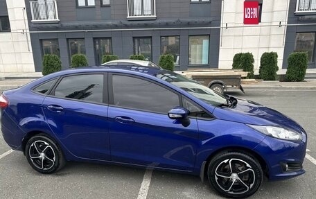 Ford Fiesta, 2015 год, 1 000 000 рублей, 4 фотография