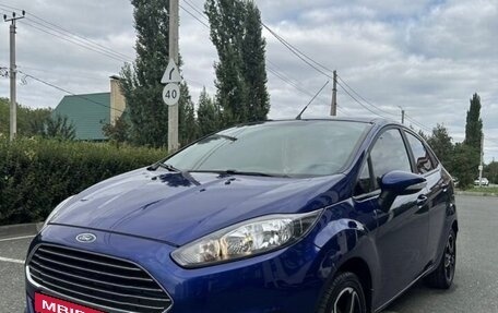 Ford Fiesta, 2015 год, 1 000 000 рублей, 2 фотография