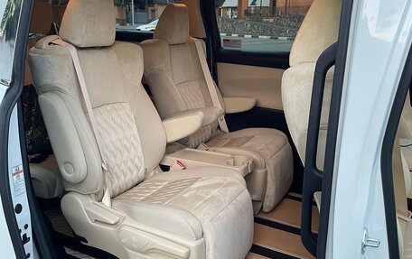 Toyota Vellfire II, 2018 год, 4 900 000 рублей, 11 фотография
