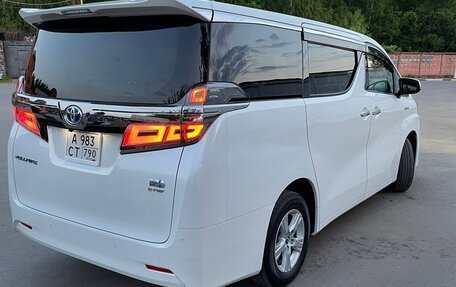 Toyota Vellfire II, 2018 год, 4 900 000 рублей, 12 фотография