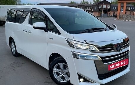 Toyota Vellfire II, 2018 год, 4 900 000 рублей, 17 фотография