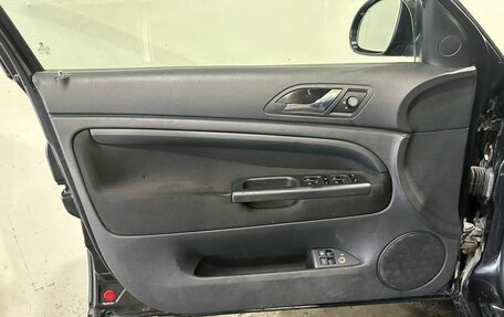 Skoda Superb III рестайлинг, 2007 год, 600 000 рублей, 13 фотография