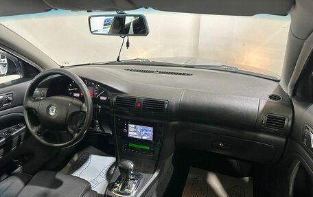 Skoda Superb III рестайлинг, 2007 год, 600 000 рублей, 22 фотография