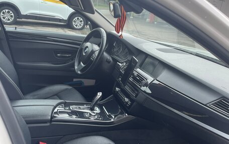 BMW 5 серия, 2012 год, 1 950 000 рублей, 9 фотография