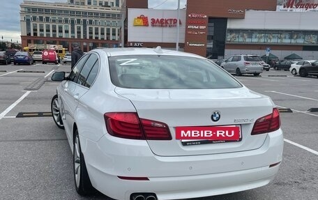 BMW 5 серия, 2012 год, 1 950 000 рублей, 11 фотография