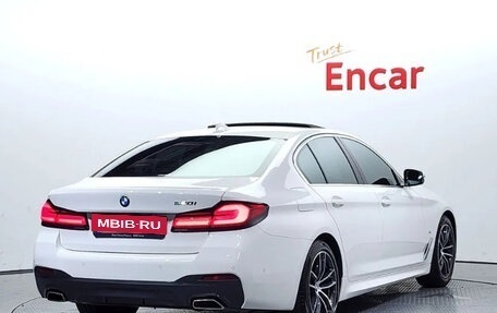 BMW 5 серия, 2022 год, 3 710 000 рублей, 2 фотография