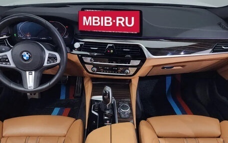 BMW 5 серия, 2022 год, 3 710 000 рублей, 7 фотография