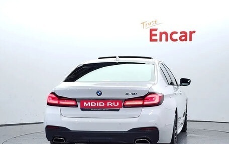 BMW 5 серия, 2022 год, 3 710 000 рублей, 4 фотография