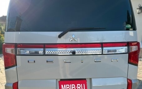 Mitsubishi Delica D:5 I, 2019 год, 3 500 000 рублей, 5 фотография