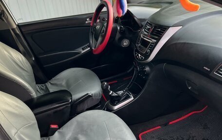 Hyundai Solaris II рестайлинг, 2016 год, 1 000 000 рублей, 6 фотография