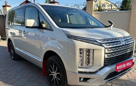 Mitsubishi Delica D:5 I, 2019 год, 3 500 000 рублей, 18 фотография