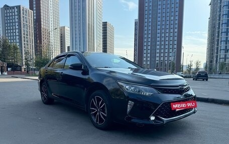 Toyota Camry, 2017 год, 2 350 000 рублей, 7 фотография